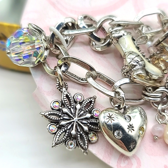 $108 NEW W TIN! Brighton "WINTER WONDERLAND" Holiday Charm Bracelet! ❄️❄️ Rare! - Picture 6 of 12